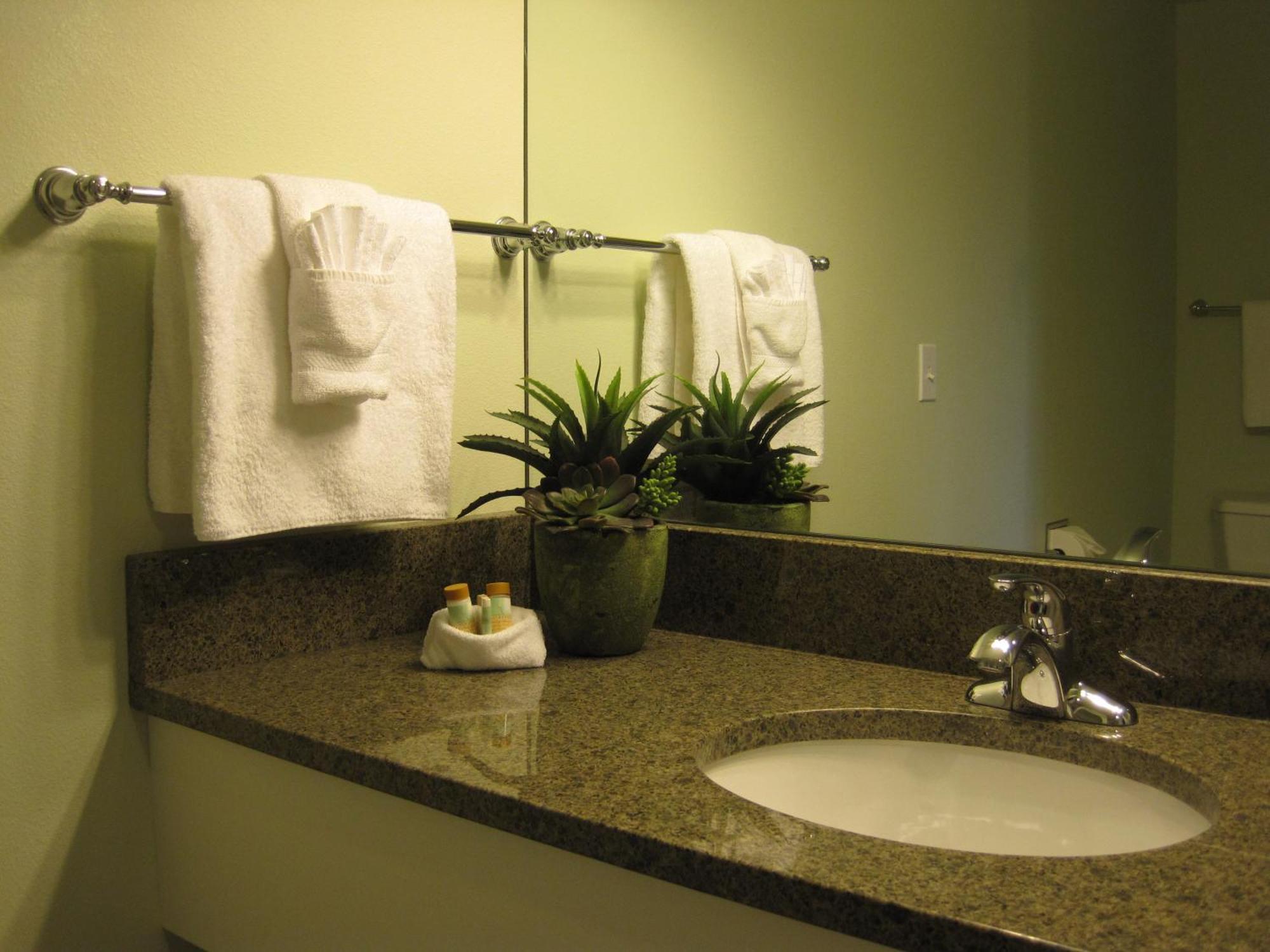 Anacortes Ship Harbor Inn Ngoại thất bức ảnh