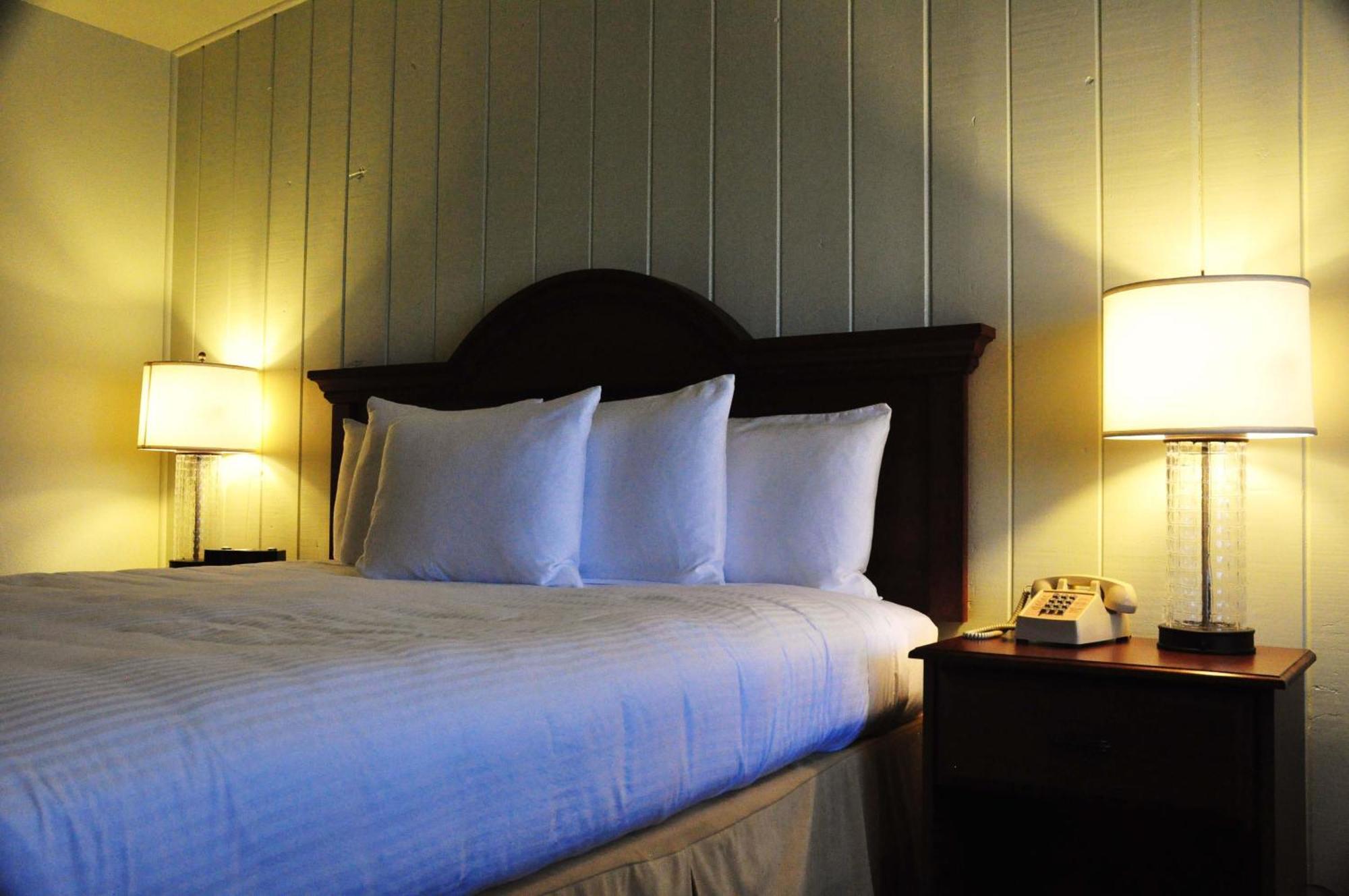 Anacortes Ship Harbor Inn Ngoại thất bức ảnh