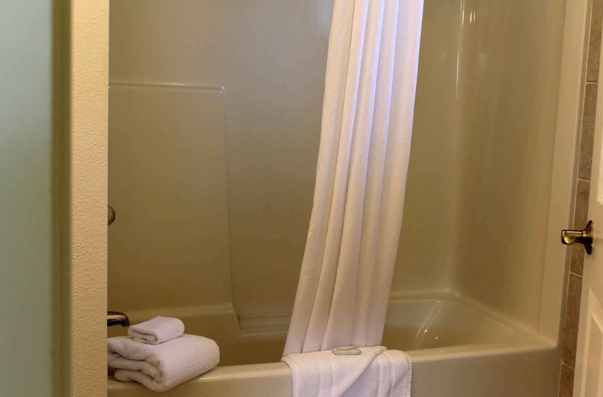 Anacortes Ship Harbor Inn Ngoại thất bức ảnh